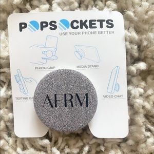 New popsocket, Afrm, silver & black